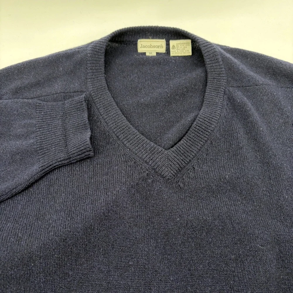 Jacobson's Mens Vintage XL Navy Blue‎ 100% Lambswool V-Neck Sweater Knit Wool